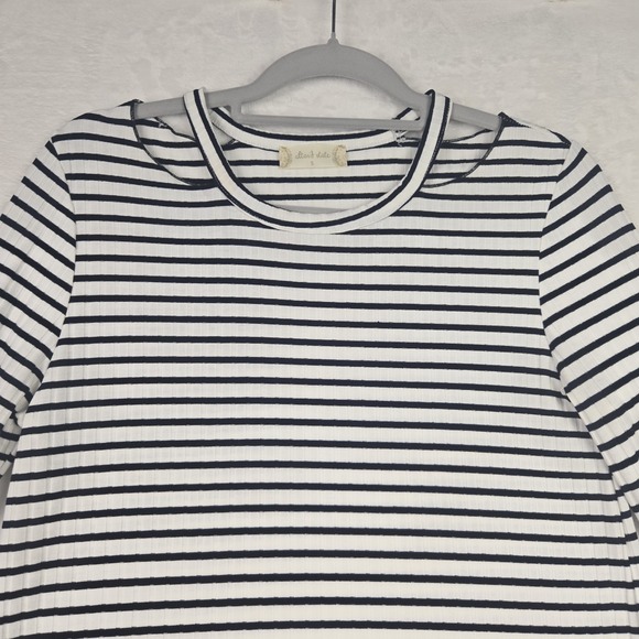 Altar'd State Womens‎ White & Black Striped Blouse  Size Small Bell Sleeves - Picture 2 of 10